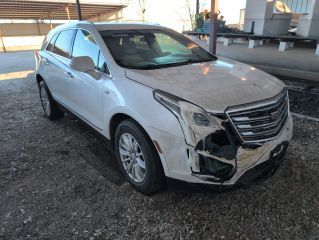 2017 Cadillac XT5 Standard - Exterior Front Right Corner Image